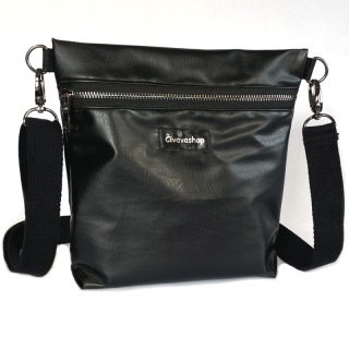 Venčící Mini Crossbody (21×22cm) – praktická, stylová koženková, černá